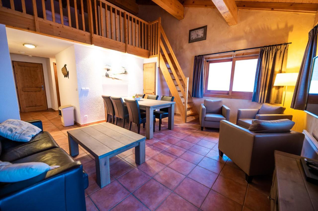 Parc Madeleine - Chalets Saint-François-Longchamp Exteriör bild