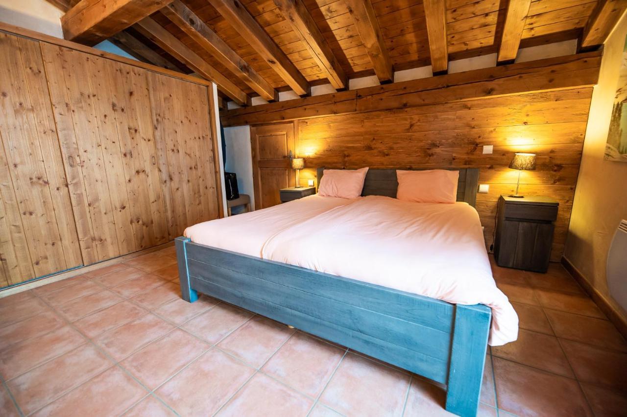 Parc Madeleine - Chalets Saint-François-Longchamp Exteriör bild