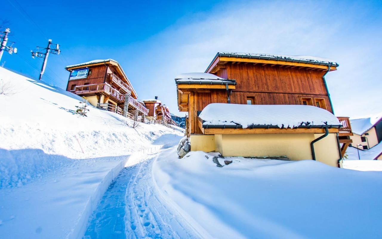 Parc Madeleine - Chalets Saint-François-Longchamp Exteriör bild