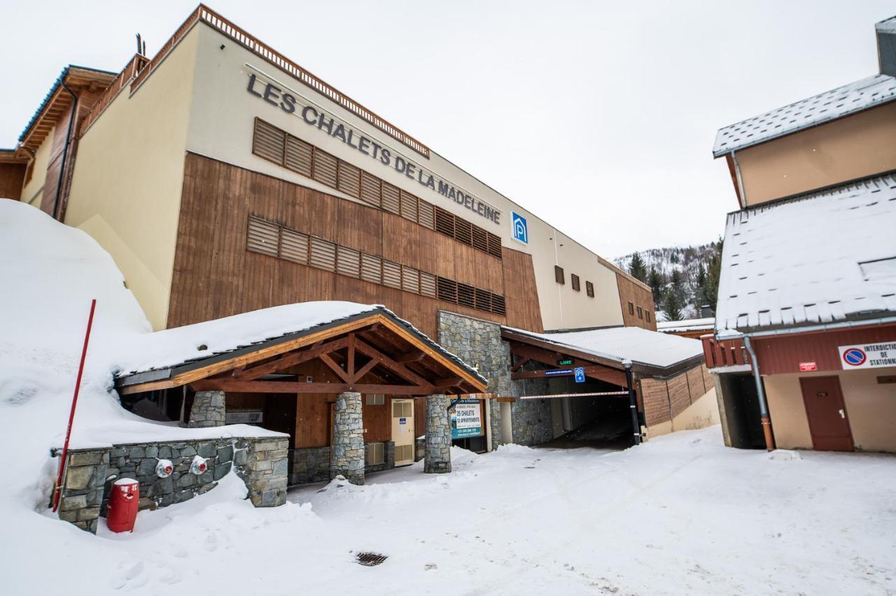 Parc Madeleine - Chalets Saint-François-Longchamp Exteriör bild