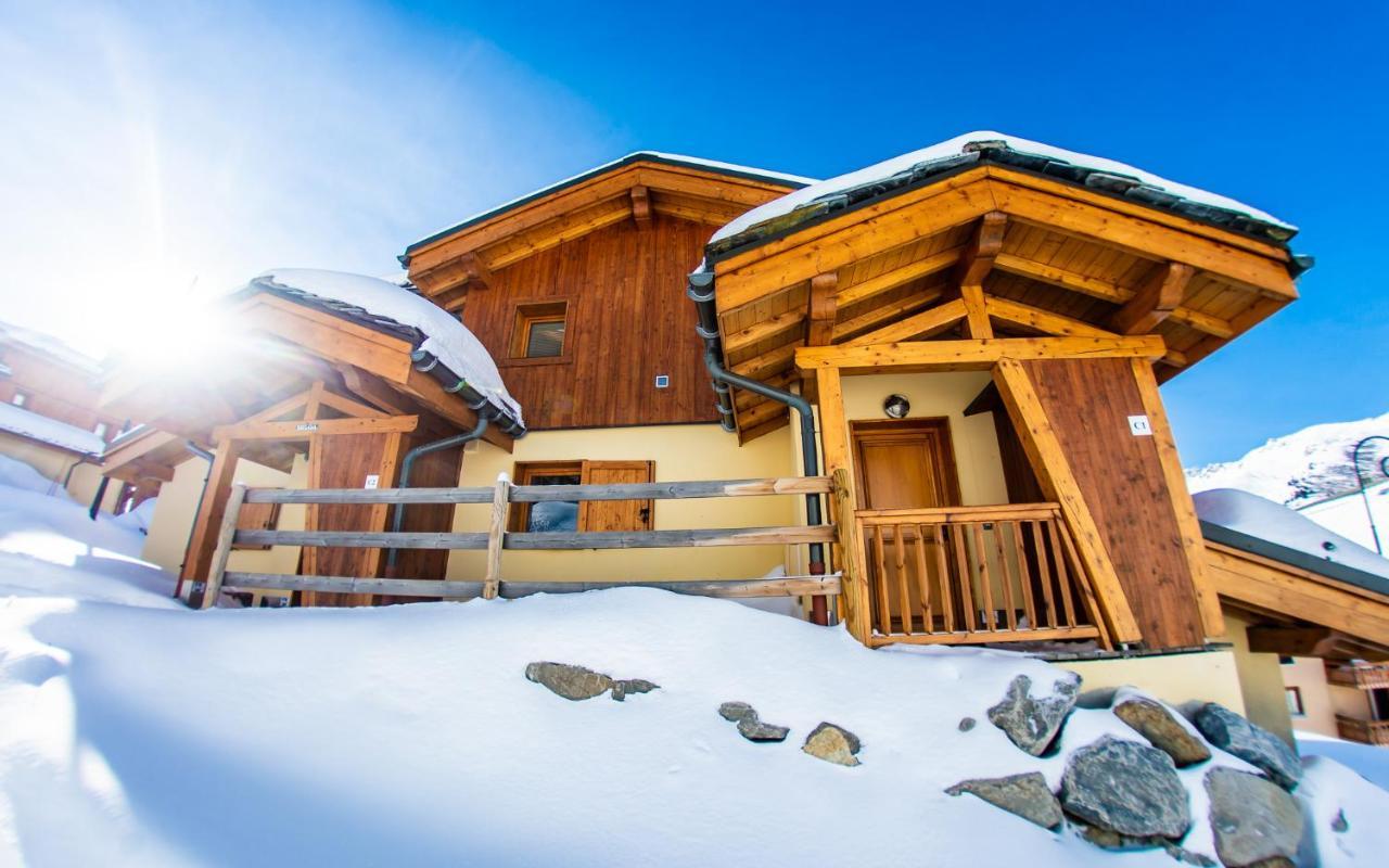 Parc Madeleine - Chalets Saint-François-Longchamp Exteriör bild